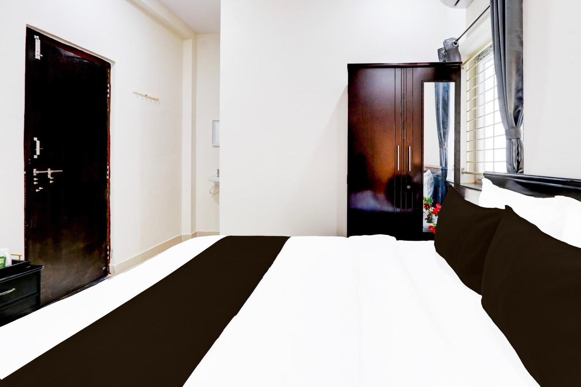 Super Hotel O Adibatla Near Tcs Ibrahimpatan المظهر الخارجي الصورة
